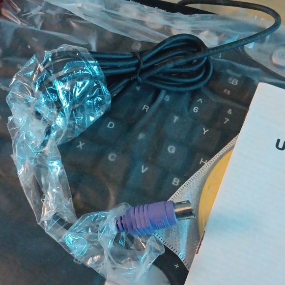 Office keyboard  New - Picture 11 of 12